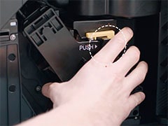 Ne morem odstraniti kuhalne enote iz espresso kavnega aparata Philips Saeco