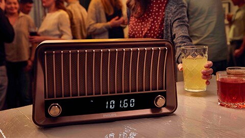 Philipsov retro zvočnik Bluetooth z radiem – TAVS700