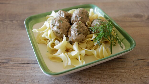 Swedish meatballs in dill cream sauce | Philips Chef Recipes